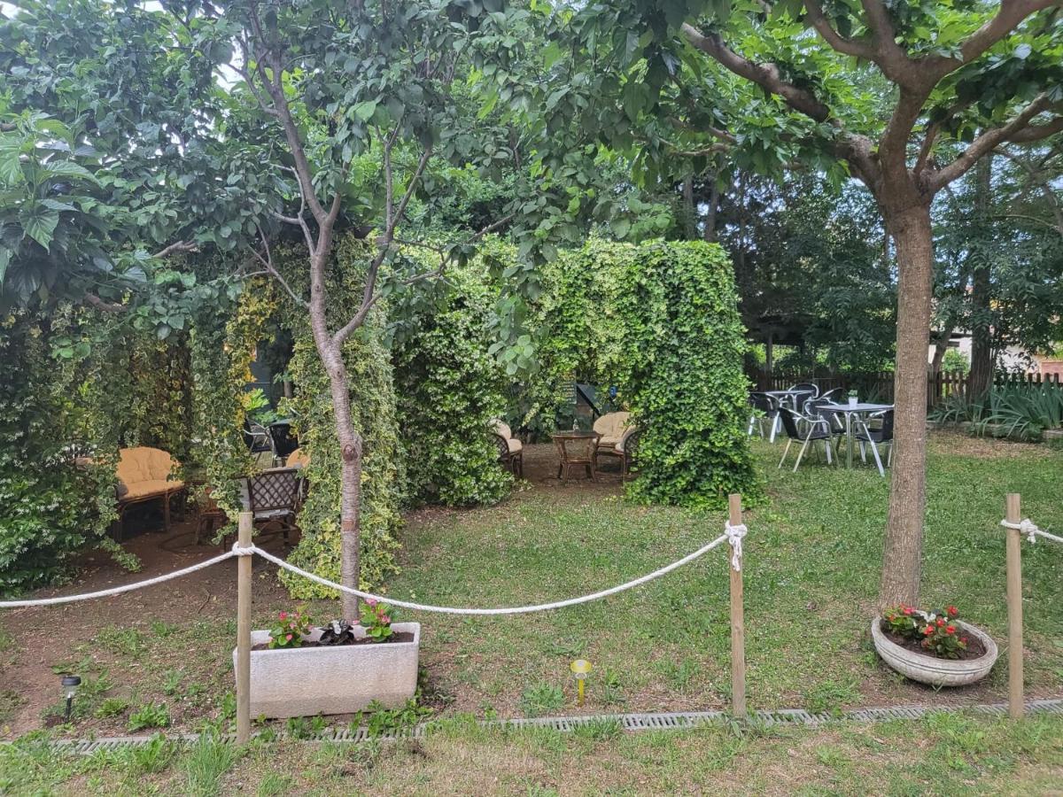 Alberg Restaurant Bellavista サン・パウ エクステリア 写真